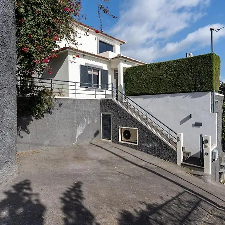 Liana By Lovelystay بيت للعطل *