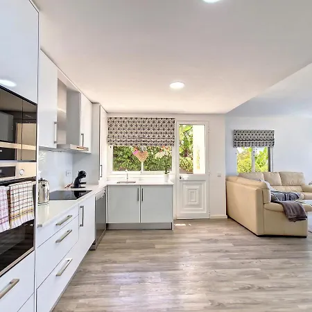 Liana By Lovelystay Tatil Evi