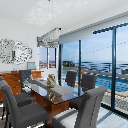 Liana By Lovelystay Tatil Evi Ponta do Sol (Madeira)